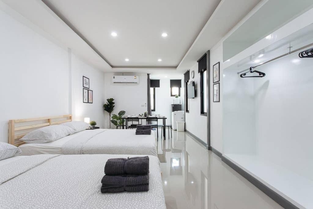 Apartament P4 Silom Large 2Beds Full Kitchen Wifi 4-6Pax Bangkok Zewnętrze zdjęcie