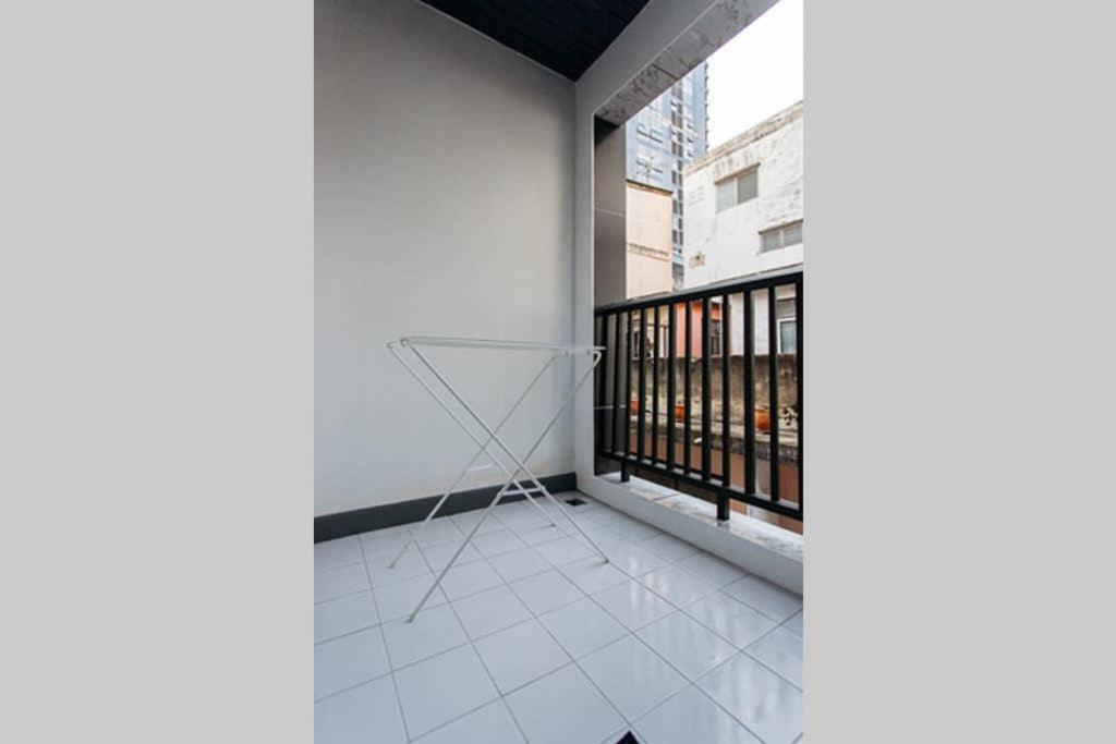 Apartament P4 Silom Large 2Beds Full Kitchen Wifi 4-6Pax Bangkok Zewnętrze zdjęcie