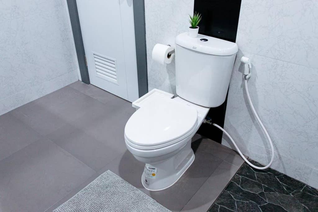 Apartament P4 Silom Large 2Beds Full Kitchen Wifi 4-6Pax Bangkok Zewnętrze zdjęcie
